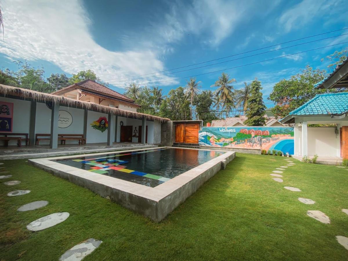 Waiwas Hostel Kuta  Extérieur photo